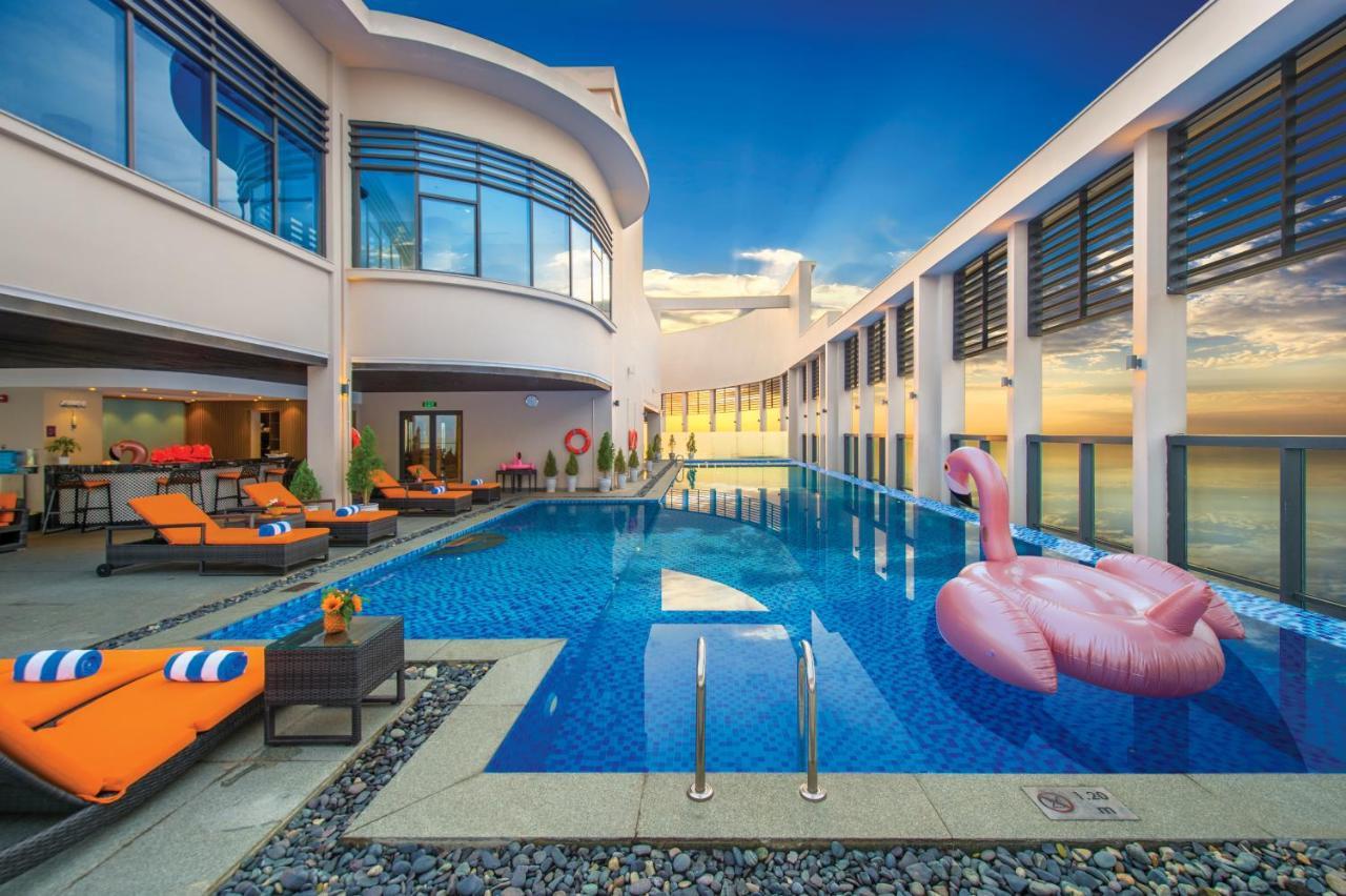 Luxury Beach Condo 5-Star, Rooftop Pool Da Nang Luaran gambar
