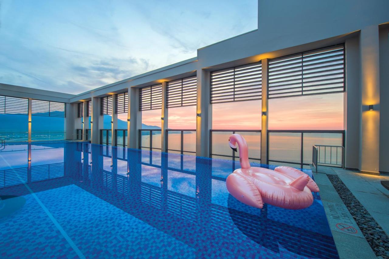 Luxury Beach Condo 5-Star, Rooftop Pool Da Nang Luaran gambar